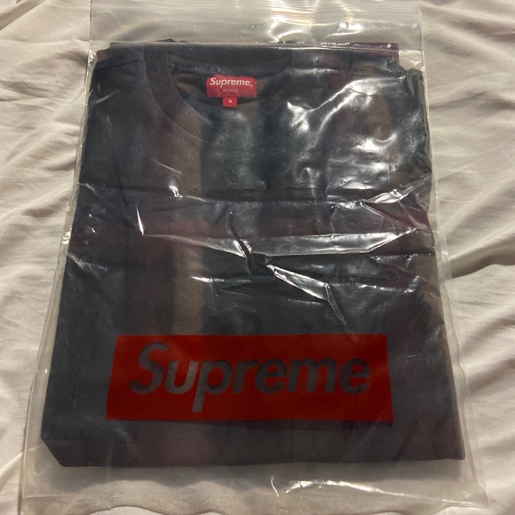 Supreme Sprayed Plaid S/S Top - Picture 3 of 3